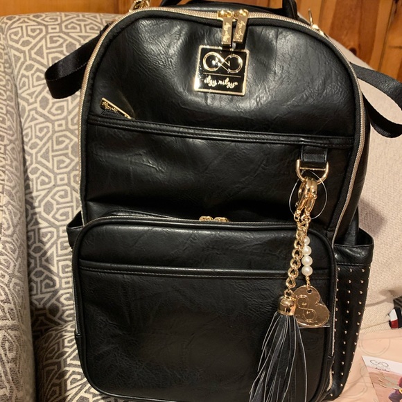 Itzy Ritzy Handbags - ❌SOLD❌Chelsea’s Boss Diaper Bag